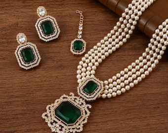 Conjunto de collar y perlas de ónix verde esmeralda / Joyería nupcial / Conjunto de collar, pendientes y tikka indio/pakistaní / Regalo para ella