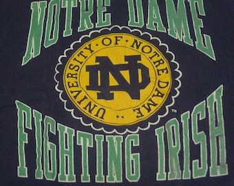 Vintage 90s University of Notre Dame Fighting Irish NCAA Logo 7 Blue T-Shirt