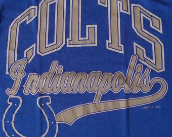 Vintage 80s Colts Indianapolis American Football Team Blue T-Shirt