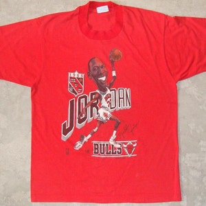 Vintage 1988 Michael JORDAN Chicago BULLS Caricature Red T-shirt image 2