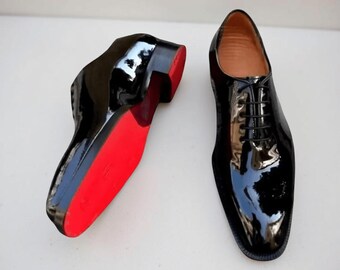 Christian Louboutin Men display picture 1