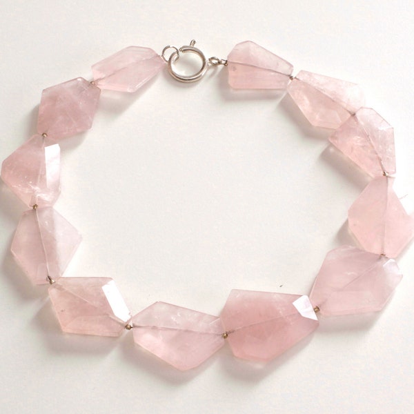 Pink quartz, large stones faceted ,one strand handmade in Italy