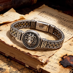 Retro Viking Lion King Bracelet / Harley-Davidson Biker Jewelry / Boyfriend Bracelet Gift