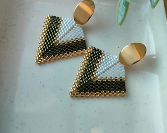Handmade arrow earrings, Kite shaped white gold and olive green earrngs