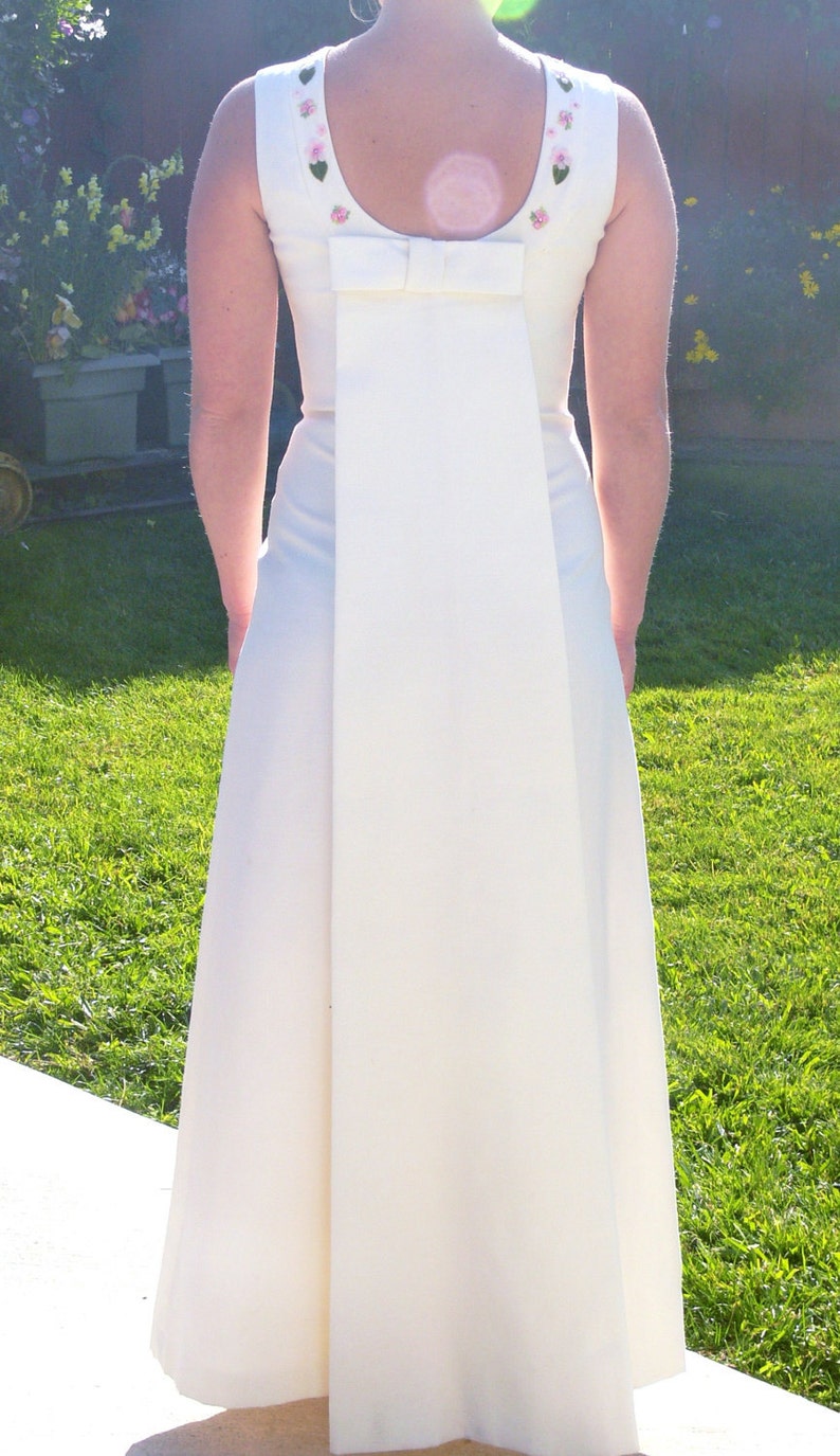 Antique white pink rhinestone long wiggle wedding dress union label size 10 or 12