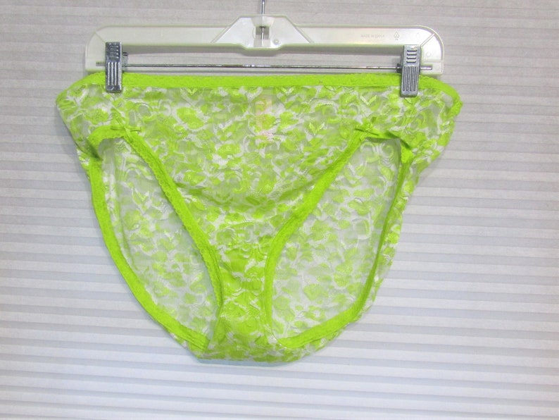 cacique size 1820 lime lace panties