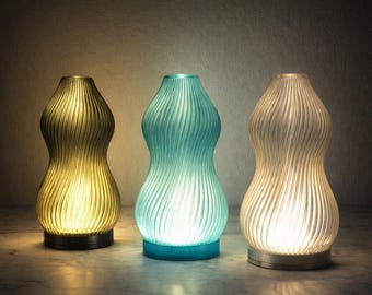 Ribbed Spiral Wave Lamp and Vase – Modern Wavy Table Lamp, Ambient LED Mood Light, Dry Flower Vase, Minimalist Home Decor Gift