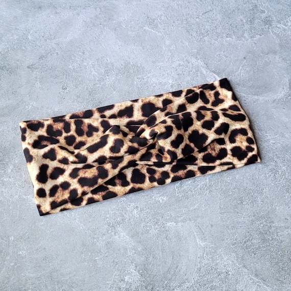 Comfortable Stretch Leopard Print Headband for Women, Soft Front Knot Hairband, Stylish Animal Print Hair Accessory, Gift for Mom, Nurse