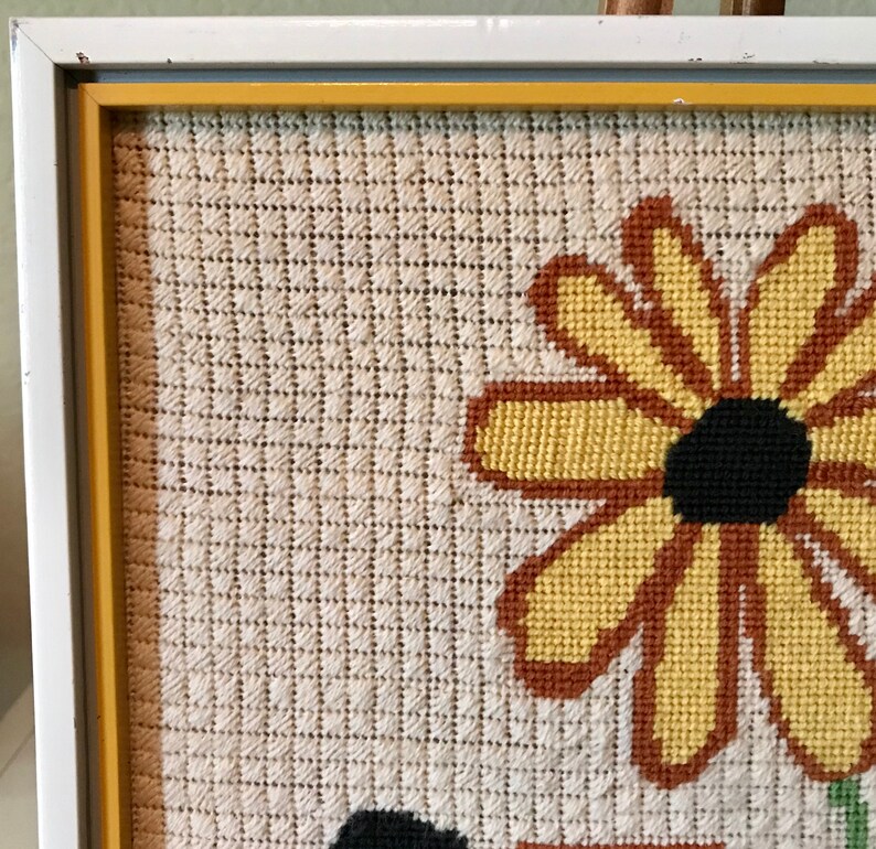 Vintage Black-Eyed Susan Flower Needlepoint in White Frame 17 34 x 16 34 Yellow Flower