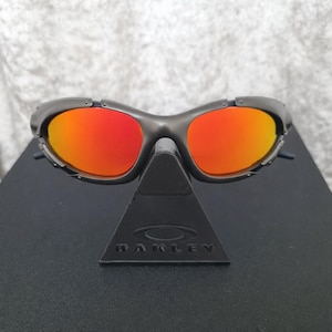 Oakley X Metal Style Sunglasses Stand Glasses Holder Desk Display Black Silver