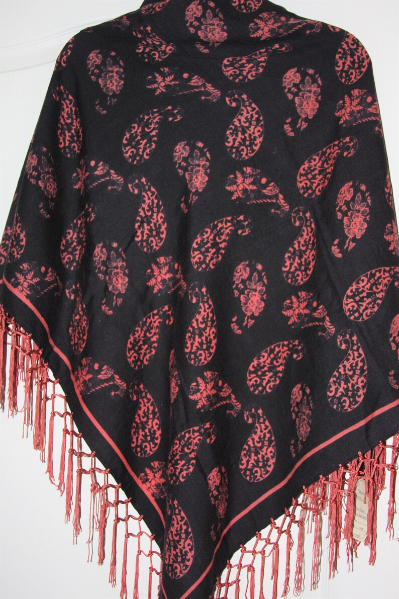 TOLANI Soft Wool Paisley Scarf Black Coral Pink  Fringe image 0