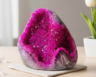 Rose Red Crystal Cluster Geode – Quartz Mineral Rock Ornament