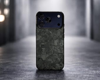 Placa trasera ultradelgada de fibra de carbono seca para iPhone 17 Pro: una alternativa minimalista a las fundas.