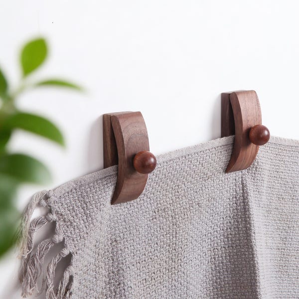 Custom Wooden Quilt Hangers with Clips,Walnut Wall Tapestry&Rug Display,Wood Clamp Holder,Wall Decor,Boho Home Decor,New Home Gifts for Her