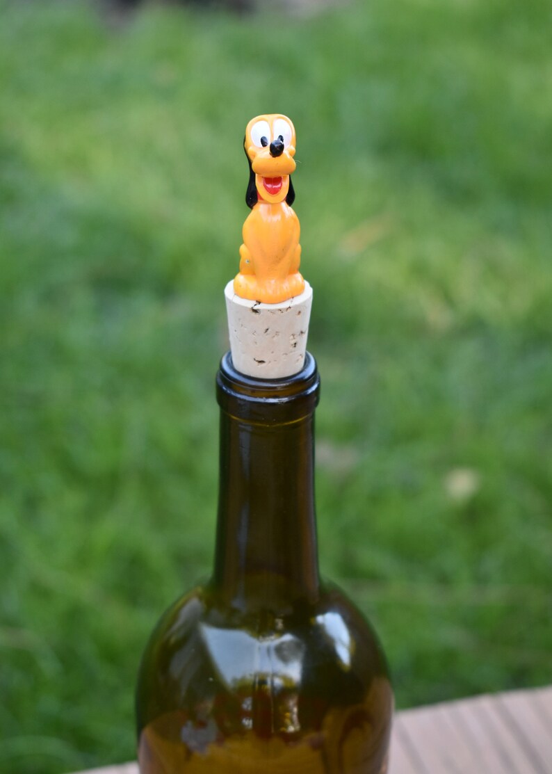 GulfCoasters Pluto Wine Bottle Stopper - Thumbnail 5