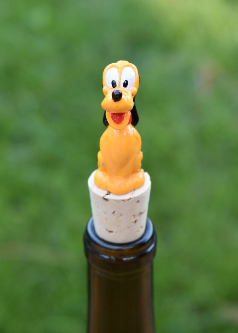 GulfCoasters Pluto Wine Bottle Stopper - Thumbnail 2