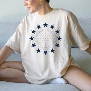 Geometric Star Graphic Tee, Sacred Geometry Pattern Shirt, Minimalist Celestial Line Art Gift, Twelve Pointed Star Tee