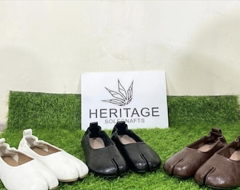 Leren Tabi-hakken voor dames, Mary Jane-schoenen met gesplitste teen, handgemaakte Japanse retro loafers in bruin, zwart en wit.