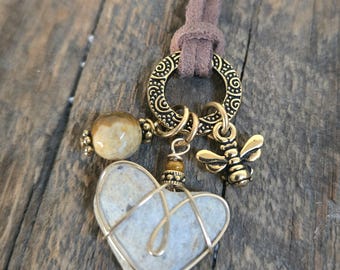 Natural Heart-Shaped Beach Stone Necklace With Honey Bee Charm-Pendant For Beach Lover's