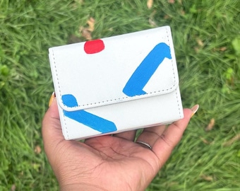 Cute Hand-Painted 100+ Card Deck Box | Custom Trading Card Storage | Kawaii Card Case | Magnetic TCG Deck Holder | Egg Pattern card deck