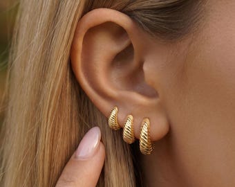 18K Gold Filled, One Pair Spiral Hoop Earrings, Dainty Everyday Jewelry, Layered Ear Stack, Modern Luxury, Gift for Her