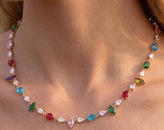 Collier en plaqué or 18 carats, orné de zirconiums cubiques multicolores taille marquise et poire, bijou délicat multicolore, cadeau pour elle.
