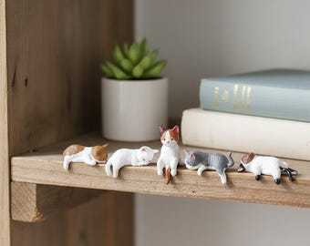 Kawaii Cat Figurines, Monitor Edge Sitters, Resin Desk Decor, Set of 5