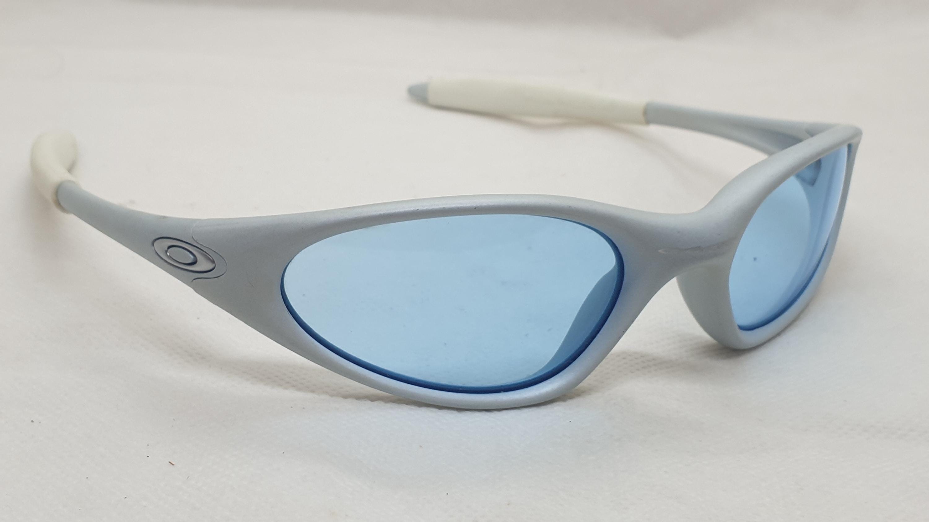 Oakley Minute 1.0 Pearl Blue Vintage Sunglasses. Made in USA - Etsy