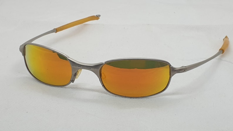 Oakley Square Wire Vintage 2.0 solglasögon. bild 4