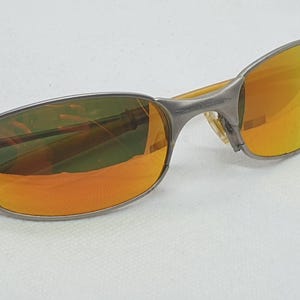 Oakley Square Wire Vintage 2.0 solglasögon. bild 3