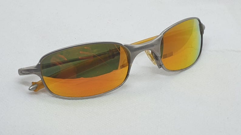 Oakley Square Wire Vintage 2.0 solglasögon. bild 3