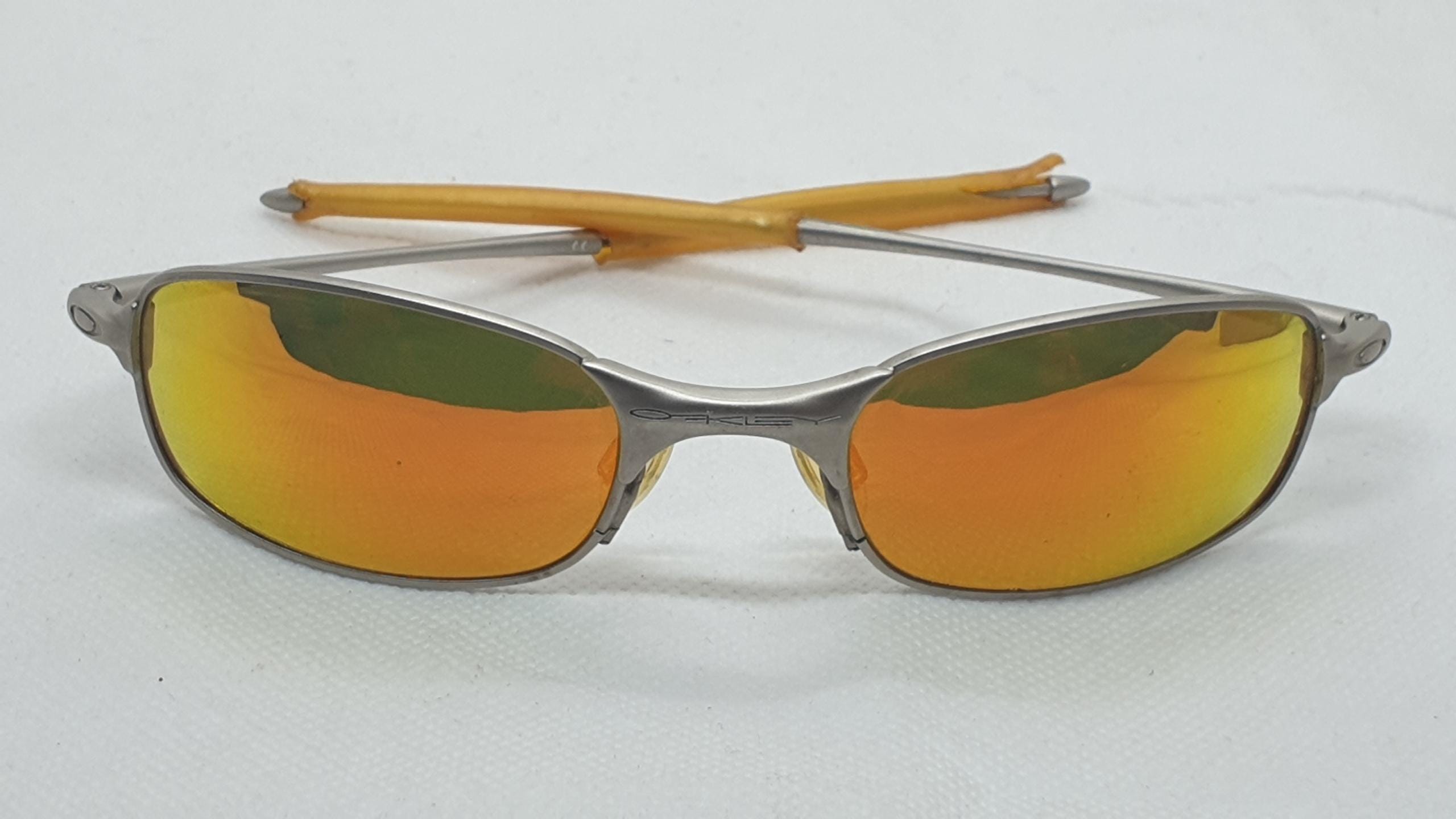 Oakley ヴィンテージ オークリー Square Wire 2.0 Oakley Square Wire Vintage 2.0 Sunglasses. - Etsy