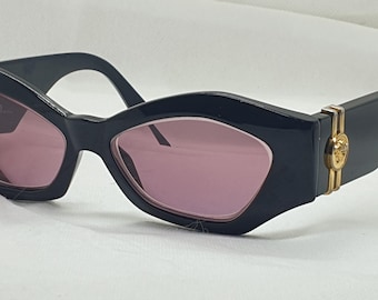 Gianni Versace Vintage Sunglasses Frame Only. Model 421/A Col 852 Black. Made Italy
