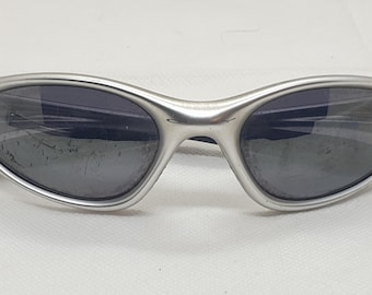 Oakley Minute Vintage Sunglasses Silver Color. Made in USA