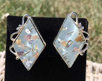 Vintage 1950's Confetti Lucite Clip-On Earrings Blue with Silver and Gold Inclusions