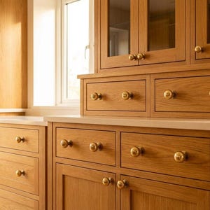 Handgjorda knoppar i massiv mässing – Lyxiga lådhandtag i smält mässing, moderna köksbeslag bild 5