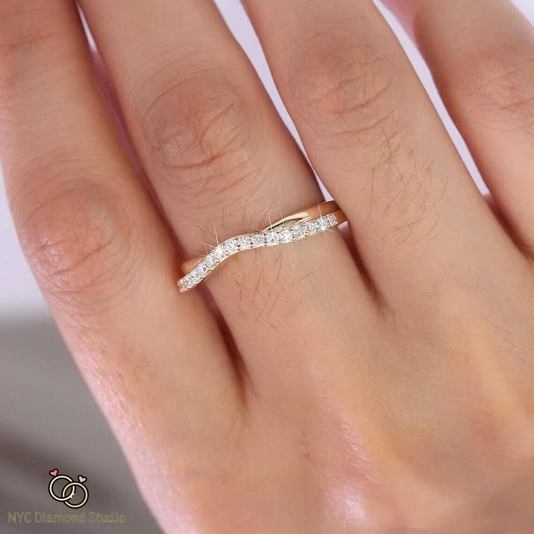 Lab Grown Diamond Curved Wedding Band, 14K Gold Twisted Matching Half ...