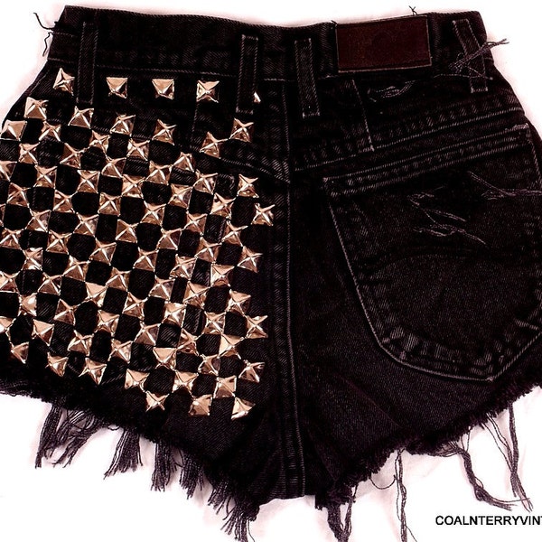 Vintage Studded Shorts Pyramid