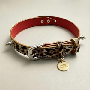 Personligt leopardmönstrat hundhalsband armband set graverat hundnamn handgjort japanskt katthalsband läderkoppel present till kattälskare söta presenter