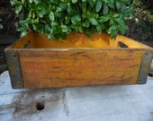 1964 Wooden Hostess Cake Kitchen advertising Cake Bread Crate