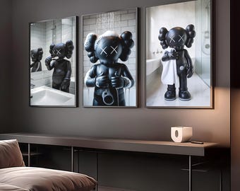 KAWS badrumsväggkonst set med 3, svart duschposter, Hypebeast badrumsdekor, moderna KAWS-tryck, lyxig badrumsväggdekor, digital nedladdning