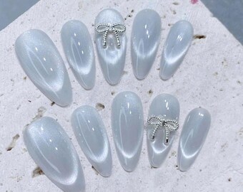 Pearl Chrome Press On Nails, White Bow Nails, Clean Girl Nails, Luxury Almond Nails, Minimal Elegant Nails, Bridal Press On, Coquette Nails