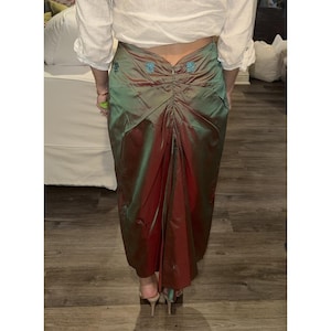 Vtg 90s Y2K Free People Silk Floral Embroidered Iridescent Midi Bussell Skirt image 5