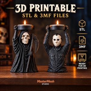 Può includere: Due portacandele stampabili in 3D raffiguranti un tristo mietitore con falce e una figura con maschera da hockey, entrambi reggono piattaforme circolari nere per lumini. Testo: 3D PRINTABLE STL & 3MF FILES e MasterMesh STUDIO.