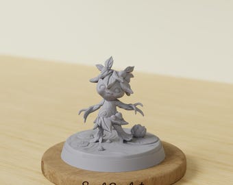 Strawberry Leshy | Fruit Plantfolk Familiar | 28mm 32mm 38mm | DnD D&D | Pathfinder | Tabletop RPG | Fantasy Miniature | NPC Miniature