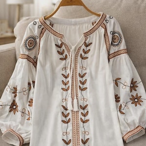 Boho geborduurde blouse dames – katoenen boerentop met lange mouwen