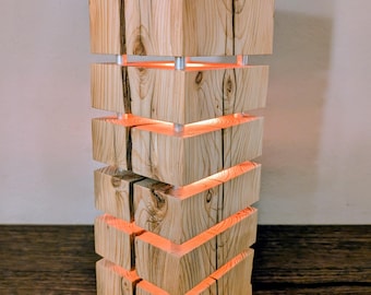 Lámpara LED de madera hecha a mano – Lámpara de mesa moderna de madera maciza – Lámpara de diseño rústico – Luz ambiental – Lámpara de mesita de noche minimalista –