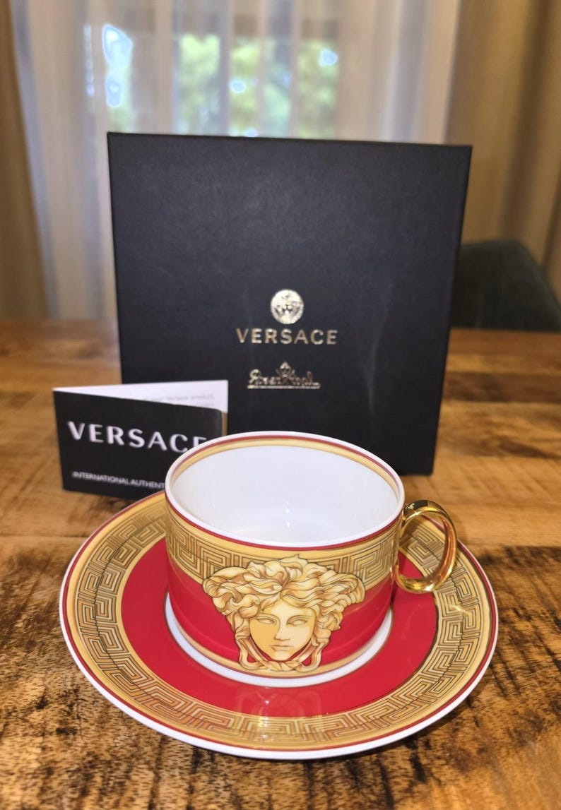Juego de tazas de té Versace Rosenthal Medusa Red – Vintage 1993 – Incluye embalaje original y certificado imagen 3