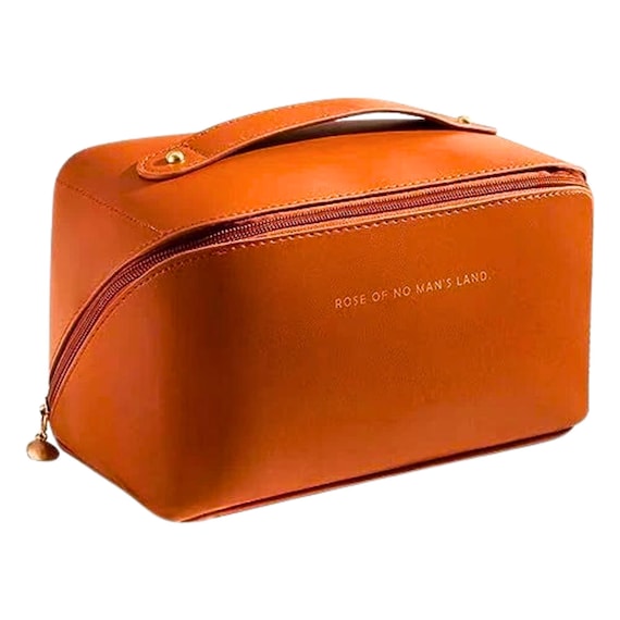 patagonia field bag Black Hole Duffel 40L Color  Total Black Leather It features a large Color:BLUEDUSK KENDALL AND KYLIE MINI