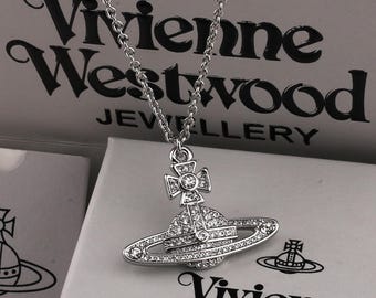 Collana Vivienne Westwood in argento 925 con ciondolo Saturno e zirconi, regalo per lei.